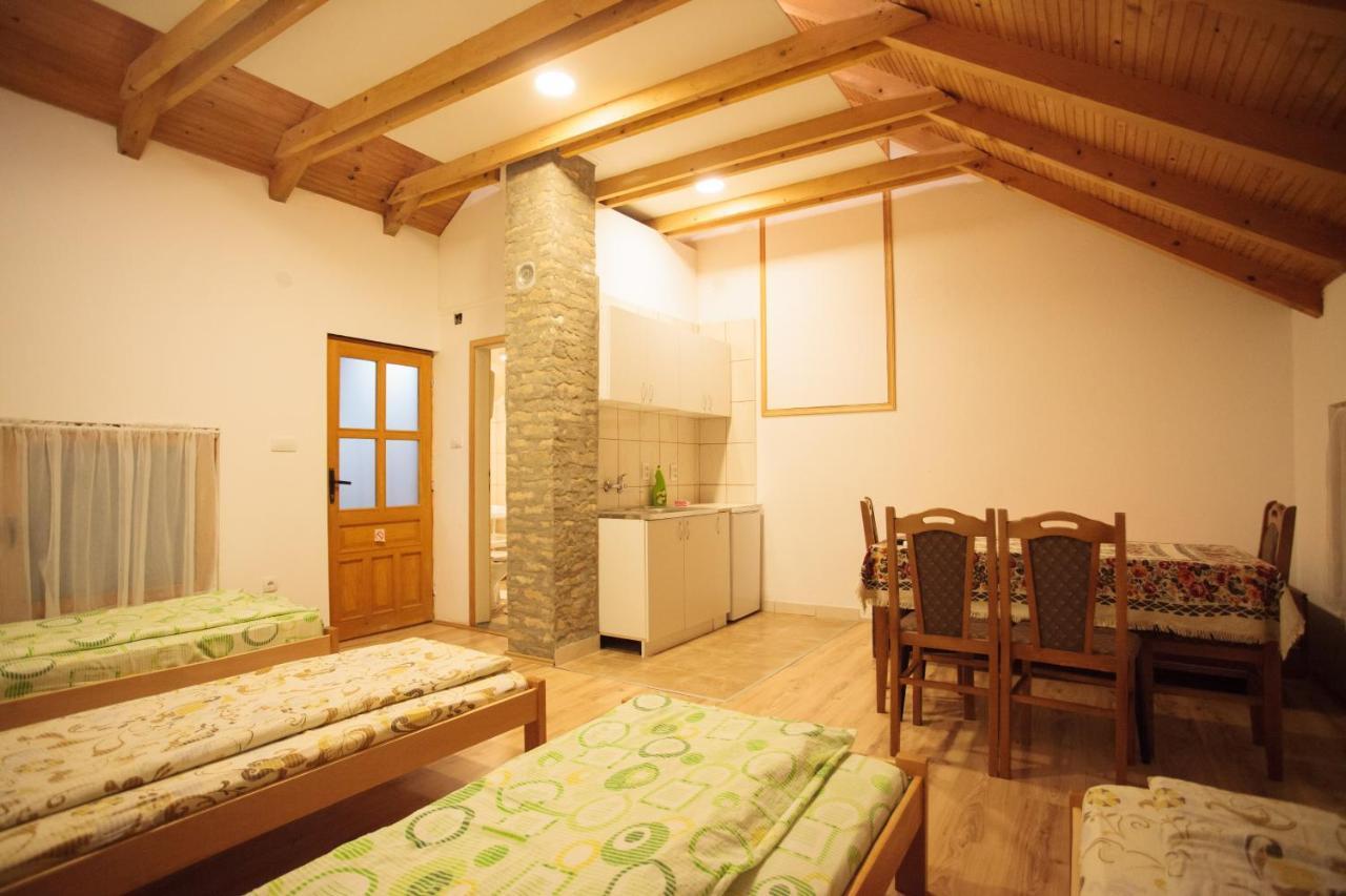 Holiday Home Jazacka Bajka Vrdnik Exterior foto